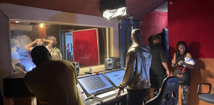 Instant studio