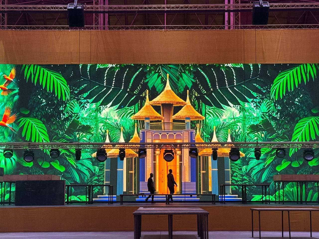 WMK Production — Mur LED