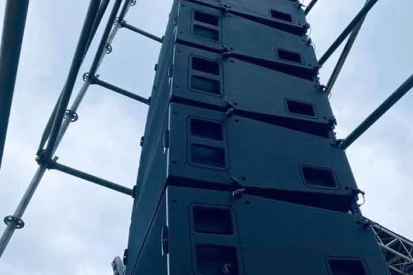 WMK Production — Line array
