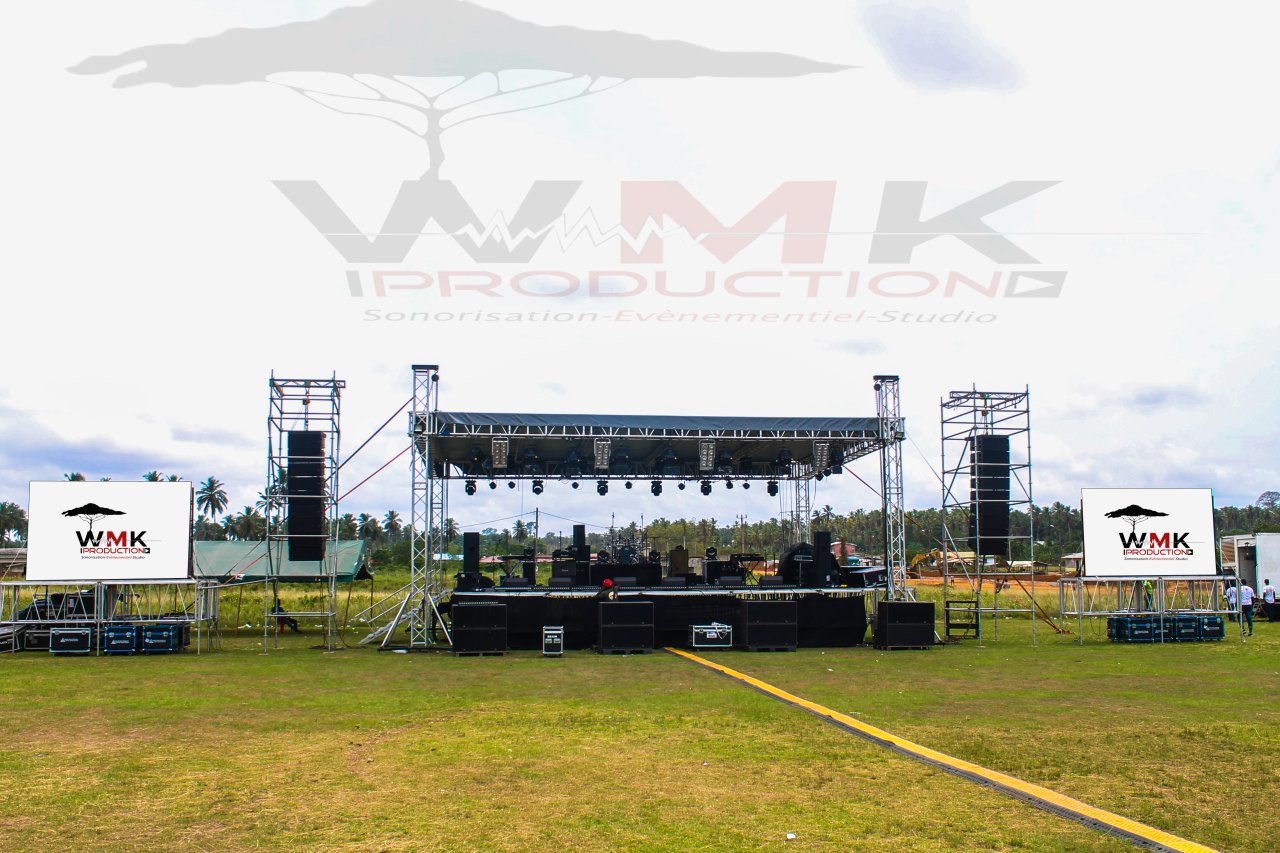 WMK Production — Scène brandée